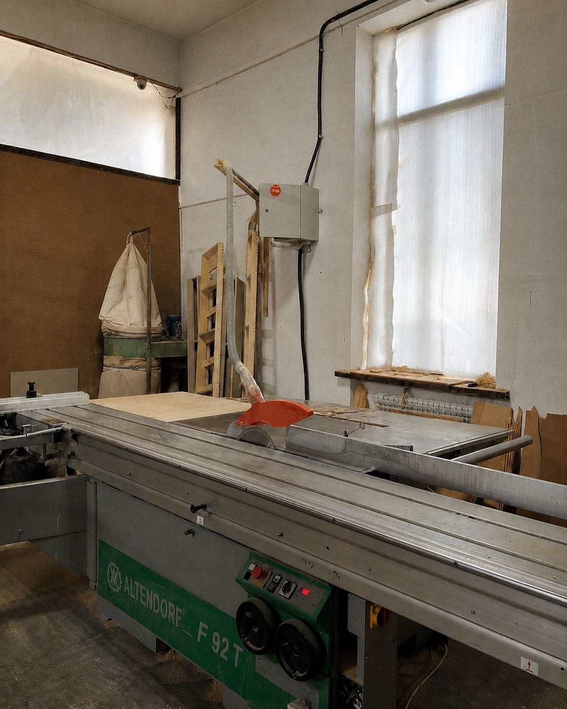 Форматно-раскроечный станок Altendorf